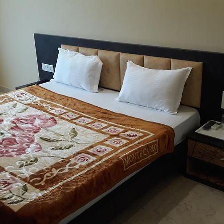 Hotel Uday Villas Shivpuri  Bagian luar foto